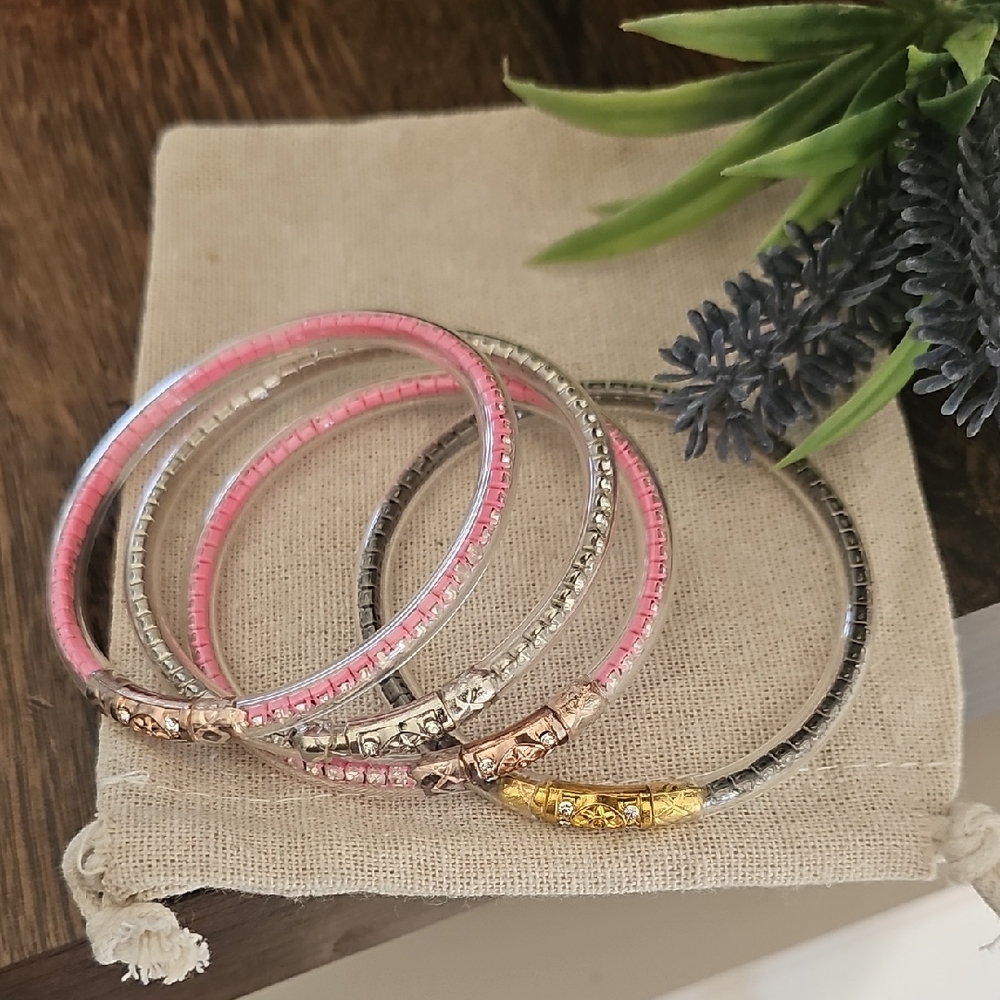 Set Of 4 Rhinstone Silicone Womens Bracelets. See Color & Measures In Photo